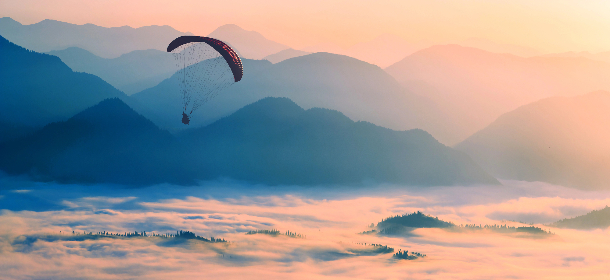 Jadralno padalstvo ali paragliding, to je svoboda v zraku nad našimi kraji